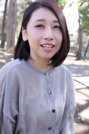 Khát khao vụng trộm của người vợ hiền Ikumi Shiramine trong siêu phẩm JUQ-833