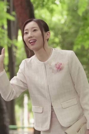 Rinka Ono JUQ-952: Món quà trưởng thành từ mẹ kế, nụ hôn say đắm khơi dậy dục vọng cấm kỵ